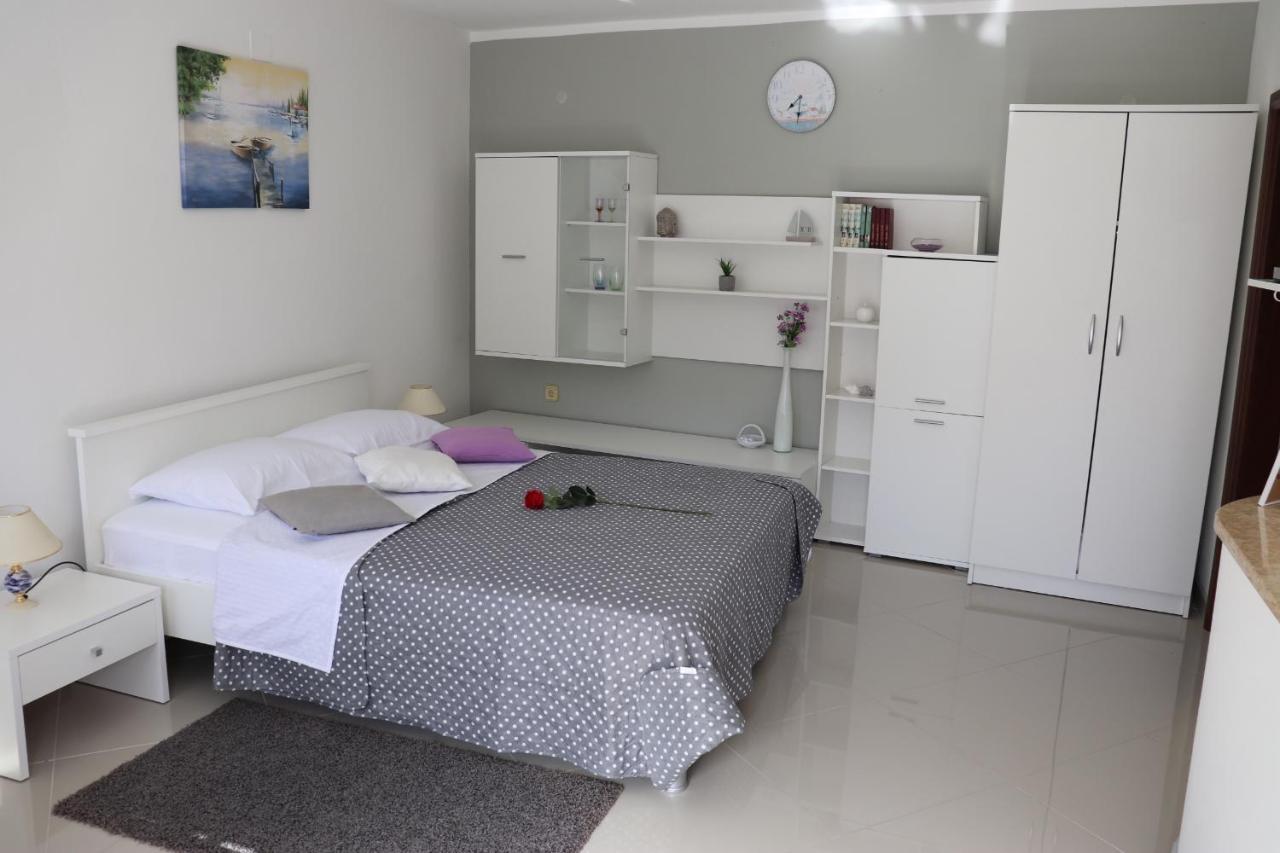 An Amazing Studio Apartment Премантура Экстерьер фото